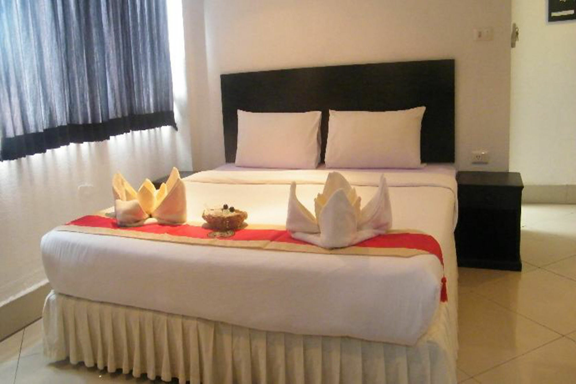 Oyo 835 Koh Chang Luxury Hotel Ngoại thất bức ảnh