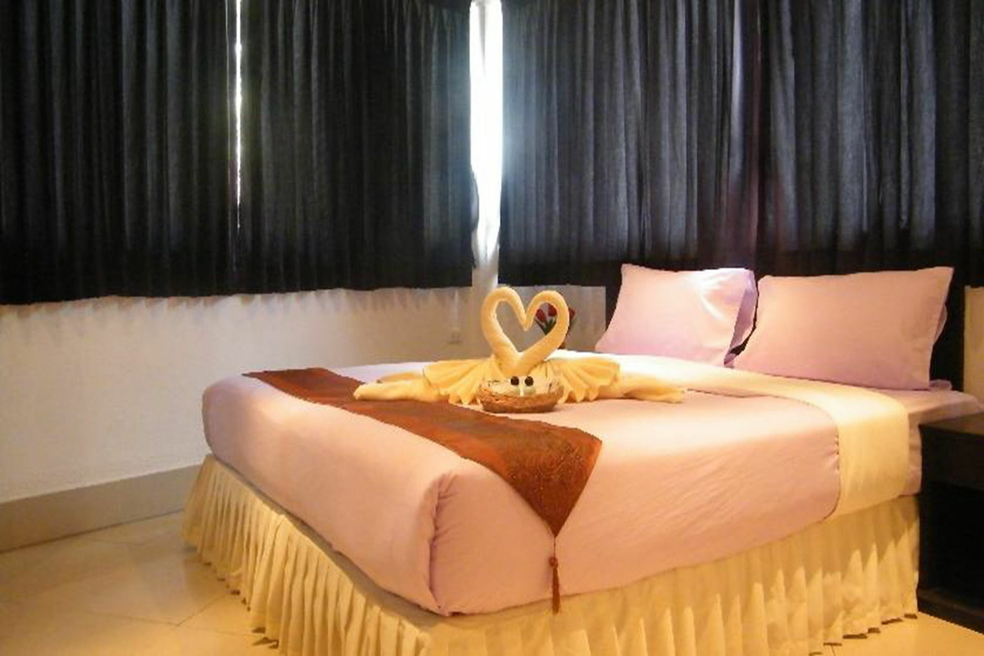 Oyo 835 Koh Chang Luxury Hotel Ngoại thất bức ảnh